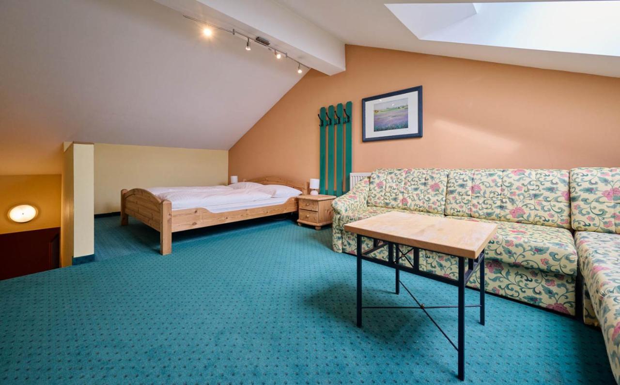 Heart Hotel Aurora Obertauern Esterno foto